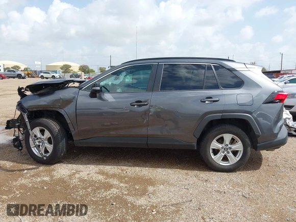2021 Toyota RAV4 XLE with VIN 2T3W1RFV5MC104078, listed as a IAAI auction lot 42591343 with 57,057 mi miles and . Bid and sale history available at DreamBid. Image 15.
