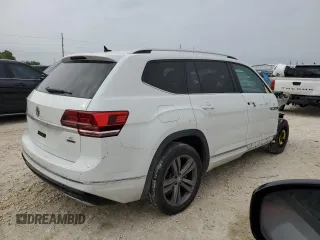 2018 Volkswagen Atlas SE z VIN 1V2PR2CA0JC558787, wystawiony jako Copart lot #50322575 z przebiegiem 104 103 mil mil oraz Szkoda całkowita • Salvage title. Historia ofert i sprzedaży dostępna na DreamBid. Obrazek 3.