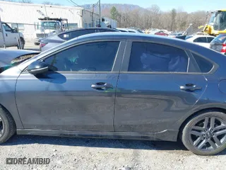 2020 Kia Forte GT-Line with VIN 3KPF34AD5LE259217, listed as a IAAI auction lot 41648984 with 83,812 mi miles. Bid and sale history available at carsss.com. Image 14.
