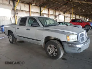 2005 Dodge Dakota SLT with VIN 1D7HE48K15S112874, listed as a Copart auction lot 42560405 with 194,887 mi miles and Salvage Title. Bid and sale history available at DreamBid. Image 4.