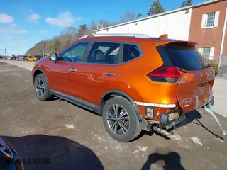 2017 Nissan Rogue SL with VIN 5N1AT2MV9HC762391, listed as a IAAI auction lot 41571253 with 127,929 mi miles. Bid and sale history available at carsss.com. Image 3.