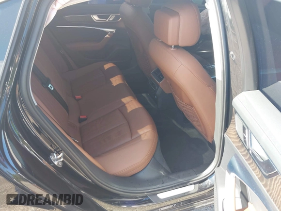 2019 Audi A6 Premium Plus z VIN WAUE8AF24KN121775, wystawiony jako IAAI lot #42235321 z przebiegiem 65 276 mil mil oraz . Historia ofert i sprzedaży dostępna na DreamBid. Obrazek 8.