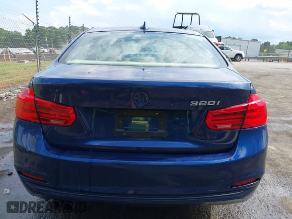 2016 BMW 3 Series 328i z VIN WBA8E9G56GNU28210, wystawiony jako IAAI lot #42183906 z przebiegiem 143 549 mil mil oraz . Historia ofert i sprzedaży dostępna na DreamBid. Obrazek 16.