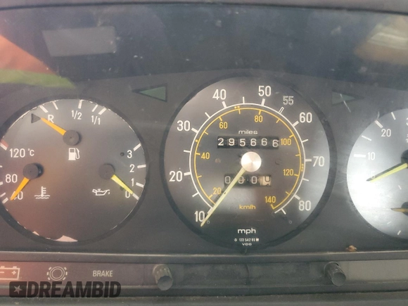 1983 Mercedes-Benz 300 with VIN WDBAB53A5DB002223, listed as a Copart auction lot 55494905 with 295,666 mi miles and Clean Title. Bid and sale history available at DreamBid. Image 9.