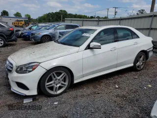 2014 Mercedes-Benz E 350 Luxury z VIN WDDHF8JB3EA830608, wystawiony jako Copart lot #61247705 z przebiegiem 170 071 mil mil oraz Szkoda całkowita • Salvage title. Historia ofert i sprzedaży dostępna na DreamBid. Obrazek 1.