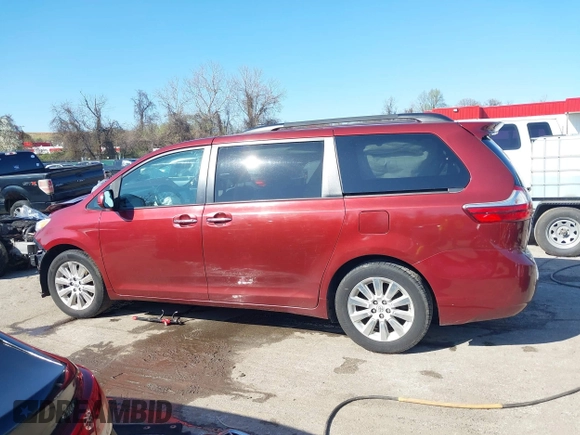 2015 Toyota Sienna Limited z VIN 5TDDK3DC0FS104012, wystawiony jako IAAI lot #41935233 z przebiegiem 160 635 mil mil oraz . Historia ofert i sprzedaży dostępna na DreamBid. Obrazek 15.