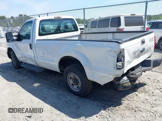 2015 Ford F-250 XL z VIN 1FTBF2A63FEA98829, wystawiony jako IAAI lot #41991193 z przebiegiem 183 806 mil mil oraz . Historia ofert i sprzedaży dostępna na DreamBid. Obrazek 3.