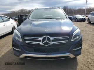 2019 Mercedes-Benz GLE 400 with VIN 4JGDA5GB9KB215933, listed as a Copart auction lot 50123975 with 104,703 mi miles and Salvage title. Bid and sale history available at DreamBid. Image 5.