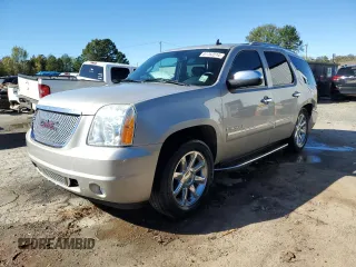 2009 GMC Yukon Denali с VIN 1GKFC03239R268052, выставлен на аукционе Copart как лот 81762014 с пробегом 222 989 миль миль и Списание • Salvage title. История ставок и продаж доступна на DreamBid. Изображение 1.