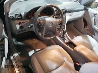 2003 Mercedes-Benz C 240 с VIN WDBRF81J23F370894, выставлен на аукционе Copart как лот 41789815 с пробегом 150 855 миль миль и Чистый • Clean title. История ставок и продаж доступна на DreamBid. Изображение 8.