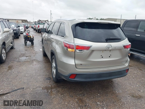 2015 Toyota Highlander Limited z VIN 5TDYKRFH9FS052053, wystawiony jako IAAI lot #41567437 z przebiegiem 42 464 mil mil oraz . Historia ofert i sprzedaży dostępna na DreamBid. Obrazek 3.