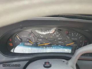 1997 Ford Taurus GL with VIN 1FALP52U1VA284087, listed as a Copart auction lot 71014334 with 175,323 mi miles and Salvage Title. Bid and sale history available at carsss.com. Image 9.
