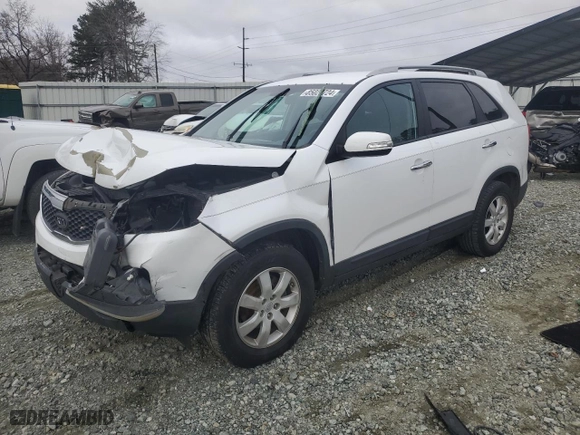 2011 Kia Sorento LX with VIN 5XYKT4A29BG122974, listed as a Copart auction lot 85020724 with 132,725 mi miles and Salvage Title. Bid and sale history available at carsss.com. Image 1.