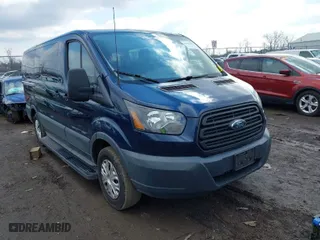 2018 Ford Transit Wagon XL with VIN 1FMZK1YM9JKB14045, listed as a IAAI auction lot 41641447 with 164,628 mi miles. Bid and sale history available at carsss.com. Image 1.