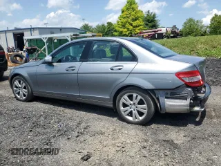 2008 Mercedes-Benz C 300 Sport z VIN WDDGF54XX8F059783, wystawiony jako Copart lot #59128615 z przebiegiem 104 505 mil mil oraz Szkoda całkowita • Salvage title. Historia ofert i sprzedaży dostępna na DreamBid. Obrazek 2.