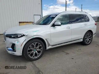 2021 BMW X7 xDrive40i with VIN 5UXCW2C00M9F64057, listed as a Copart auction lot 51298195 with 67,097 mi miles and Salvage Title. Bid and sale history available at carsss.com. Image 1.
