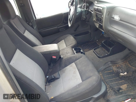 2005 Ford Ranger XL z VIN 1FTYR14U75PA60268, wystawiony jako IAAI lot #41514318 z przebiegiem 253 792 mil mil oraz . Historia ofert i sprzedaży dostępna na DreamBid. Obrazek 5.