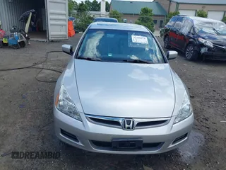 2007 Honda Accord EX-L z VIN 1HGCM66897A073729, wystawiony jako IAAI lot #42308276 z przebiegiem 125 064 mil mil oraz . Historia ofert i sprzedaży dostępna na DreamBid. Obrazek 13.