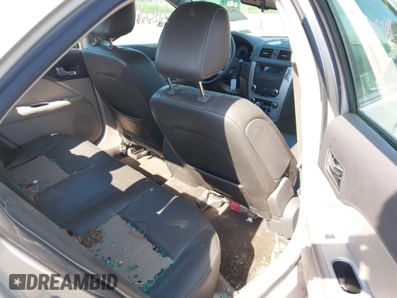 2010 Mercury Milan Premier with VIN 3MEHM0JG9AR601426, listed as a IAAI auction lot 42553308 with 125,802 mi miles and . Bid and sale history available at DreamBid. Image 8.