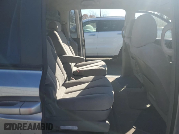 2006 Kia Sedona LX with VIN KNDMB233X66049953, listed as a Copart auction lot 76672044 with 126,837 mi miles and Salvage Title. Bid and sale history available at carsss.com. Image 11.