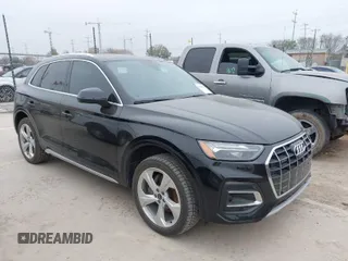 2021 Audi Q5 Premium Plus with VIN WA1BAAFY5M2065794, listed as a IAAI auction lot 41504108 with 47,085 mi miles. Bid and sale history available at carsss.com. Image 1.