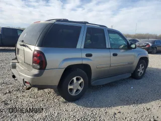 2003 Chevrolet TrailBlazer LS with VIN 1GNDS13SX32140300, listed as a Copart auction lot 48967135 with 284,988 mi miles and Salvage Title. Bid and sale history available at carsss.com. Image 3.