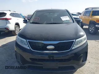 2014 Kia Sorento LX with VIN 5XYKT3A63EG421961, listed as a IAAI auction lot 41752398 with 1 mi miles. Bid and sale history available at carsss.com. Image 12.