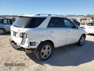 2015 Mercedes-Benz M 350 z VIN 4JGDA5HB8FA581991, wystawiony jako Copart lot #47315135 z przebiegiem 155 792 mil mil oraz Szkoda całkowita • Salvage title. Historia ofert i sprzedaży dostępna na DreamBid. Obrazek 3.