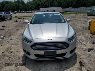 2015 Ford Fusion SE Hybrid with VIN 3FA6P0LU4FR301714, listed as a Copart auction lot 64370525 with 174,076 mi miles and Clean title. Bid and sale history available at DreamBid. Image 5.