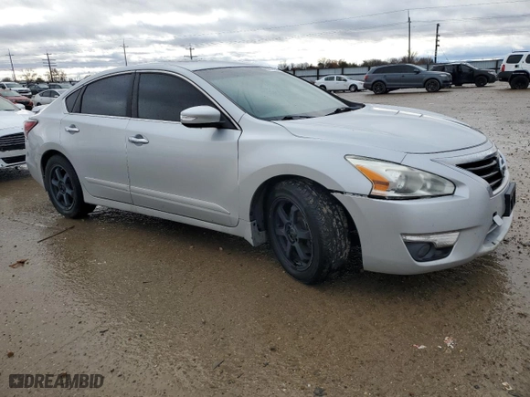 2015 Nissan Altima 2.5 S with VIN 1N4AL3AP9FN870114, listed as a Copart auction lot 86392354 with 134,435 mi miles and Salvage Title. Bid and sale history available at carsss.com. Image 4.