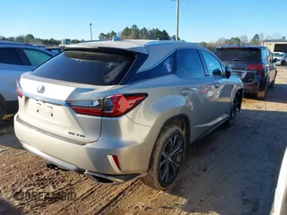 2018 Lexus RX 350 z VIN JTJBZMCA3J2036553, wystawiony jako IAAI lot #41248652 z przebiegiem 58 757 mil mil oraz . Historia ofert i sprzedaży dostępna na DreamBid. Obrazek 4.