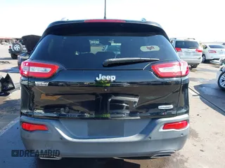 2018 Jeep Cherokee Latitude Plus with VIN 1C4PJLLX2JD525187, listed as a IAAI auction lot 42292946 with 95,492 mi miles and . Bid and sale history available at DreamBid. Image 17.