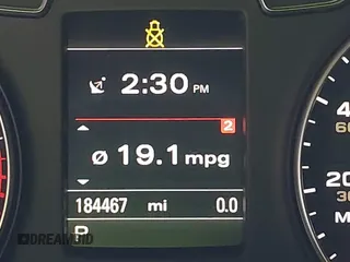 2016 Audi Q3 Prestige z VIN WA1GFCFS8GR020973, wystawiony jako IAAI lot #41923494 z przebiegiem 184 467 mil mil oraz . Historia ofert i sprzedaży dostępna na DreamBid. Obrazek 16.