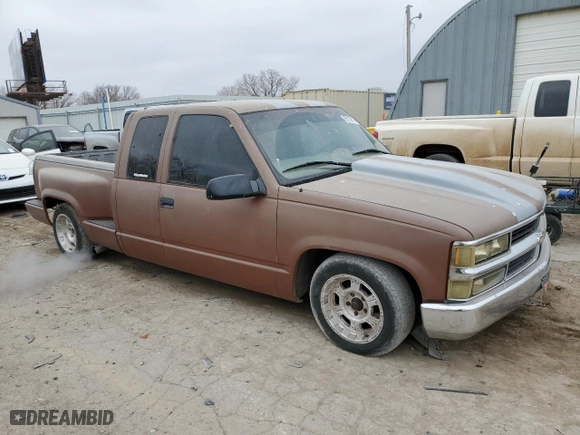 1998 Chevrolet C/K 1500 with VIN 2GCEC19R5W1236063, listed as a Copart auction lot 85150664 with 236,112 mi miles and Salvage Title. Bid and sale history available at carsss.com. Image 4.