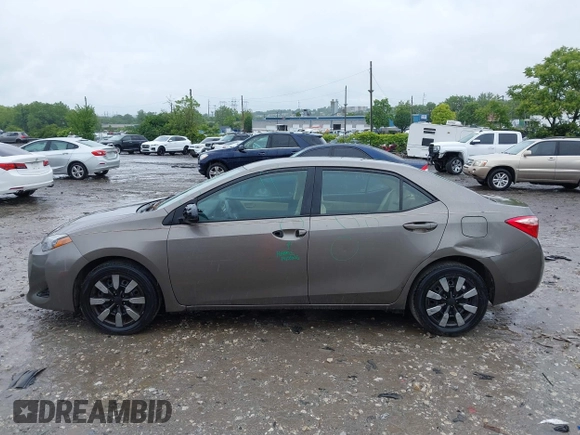 2018 Toyota Corolla L с VIN 2T1BURHE3JC002107, выставлен на аукционе IAAI как лот 42357316 с пробегом 46 481 миль миль и . История ставок и продаж доступна на DreamBid. Изображение 14.
