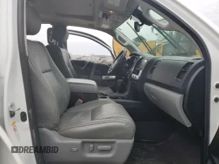 2019 Toyota Sequoia SR5 with VIN 5TDBY5G1XKS174171, listed as a Copart auction lot 40679254 with 67,132 mi miles. Bid and sale history available at carsss.com. Image 7.