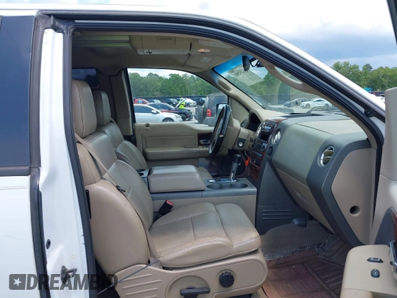 2005 Ford F-150 XLT with VIN 1FTRX12595KC66016, listed as a IAAI auction lot 42485204 with 279,386 mi miles and . Bid and sale history available at DreamBid. Image 5.