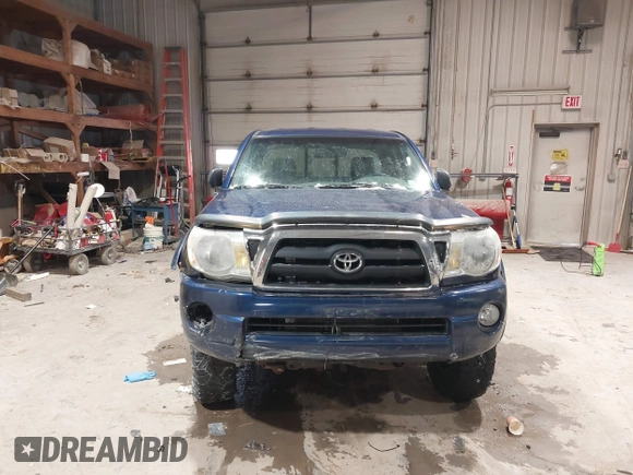 2005 Toyota Tacoma with VIN 5TEUU42N85Z040288, listed as a IAAI auction lot 41607489 with 222,642 mi miles and . Bid and sale history available at DreamBid. Image 12.