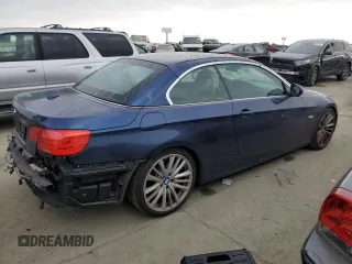 2013 BMW 3 Series 328i with VIN WBADW7C51DE730991, listed as a Copart auction lot 42293025 with 136,587 mi miles and Salvage Title. Bid and sale history available at carsss.com. Image 3.