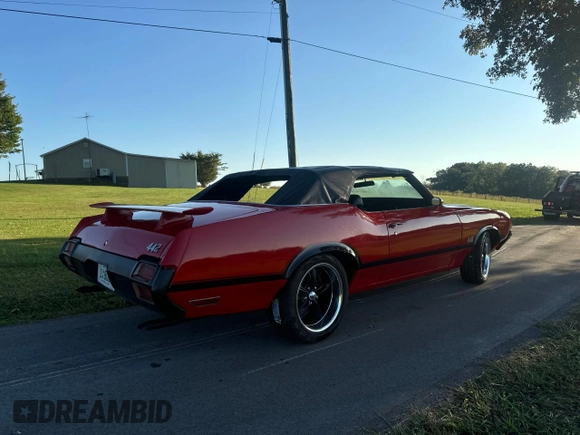 1971 Oldsmobile Cutlass with VIN 342671M110144, listed as a Copart auction lot 75172764 with 35,160 mi miles and Clean Title. Bid and sale history available at DreamBid. Image 4.