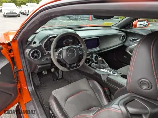 2019 Chevrolet Camaro ZL1 with VIN 1G1FJ1R64K0118617, listed as a Copart auction lot 44294925 with 18,617 mi miles and Clean Title. Bid and sale history available at carsss.com. Image 10.