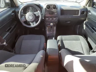 2016 Jeep Patriot Sport z VIN 1C4NJRBB5GD657160, wystawiony jako Copart lot #54567205 z przebiegiem 122 198 mil mil oraz Szkoda całkowita • Salvage title. Historia ofert i sprzedaży dostępna na DreamBid. Obrazek 8.