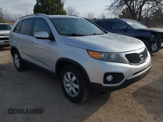 2012 Kia Sorento LX with VIN 5XYKT4A62CG237467, listed as a IAAI auction lot 41842045 with 113,357 mi miles. Bid and sale history available at carsss.com. Image 1.