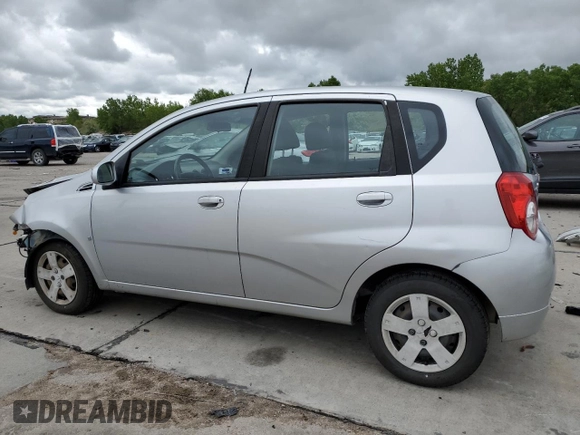 2009 Chevrolet Aveo 1LT z VIN KL1TD66E19B613471, wystawiony jako Copart lot #58977805 z przebiegiem 109 767 mil mil oraz Szkoda całkowita • Salvage title. Historia ofert i sprzedaży dostępna na DreamBid. Obrazek 2.