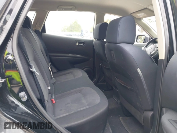 2011 Nissan Rogue SV with VIN JN8AS5MT9BW565965, listed as a IAAI auction lot 42136114 with 107,191 mi miles. Bid and sale history available at carsss.com. Image 8.