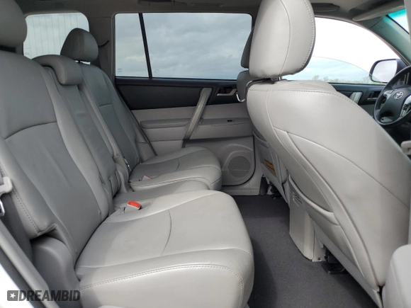 2011 Toyota Highlander with VIN 5TDBK3EH2BS067038, listed as a Copart auction lot 51542075 with 251,627 mi miles and Salvage Title. Bid and sale history available at carsss.com. Image 11.