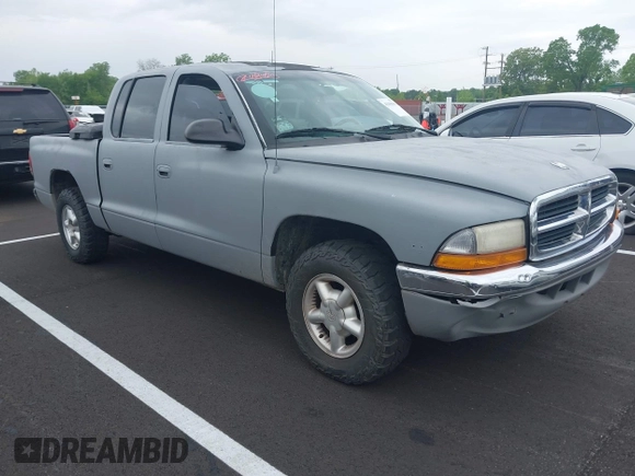 2000 Dodge Dakota Sport with VIN 1B7GL2ANXYS684051, listed as a IAAI auction lot 42108965 with Not Provided miles. Bid and sale history available at carsss.com. Image 1.