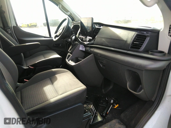 2023 Ford Transit Passenger XL with VIN 1FBAX2YG6PKA64348, listed as a IAAI auction lot 41850514 with 60,902 mi miles and . Bid and sale history available at DreamBid. Image 5.