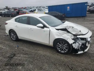 2021 Mazda Mazda3 Sedan 2.5 S with VIN JM1BPAAL3M1332968, listed as a Copart auction lot 44740625 with 46,505 mi miles and Salvage Title. Bid and sale history available at carsss.com. Image 4.