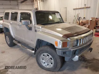 2008 Hummer H3 SUV with VIN 5GTEN13E388134981, listed as a IAAI auction lot 41549808 with 144,369 mi miles. Bid and sale history available at carsss.com. Image 1.